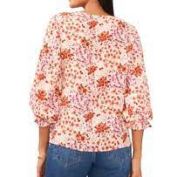 Women's Floral-Print V-Neck Smocked-Cuff Top - Picture 2 of 2